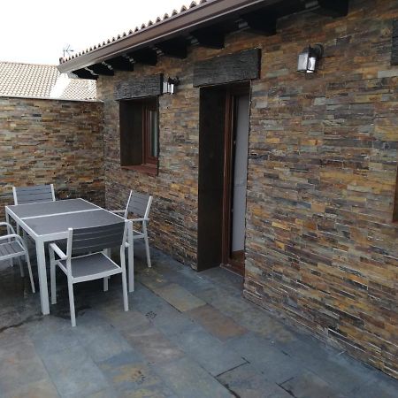 Appartamento Puente Viejo De Buitrago Casa Encina Buitrago del Lozoya Esterno foto